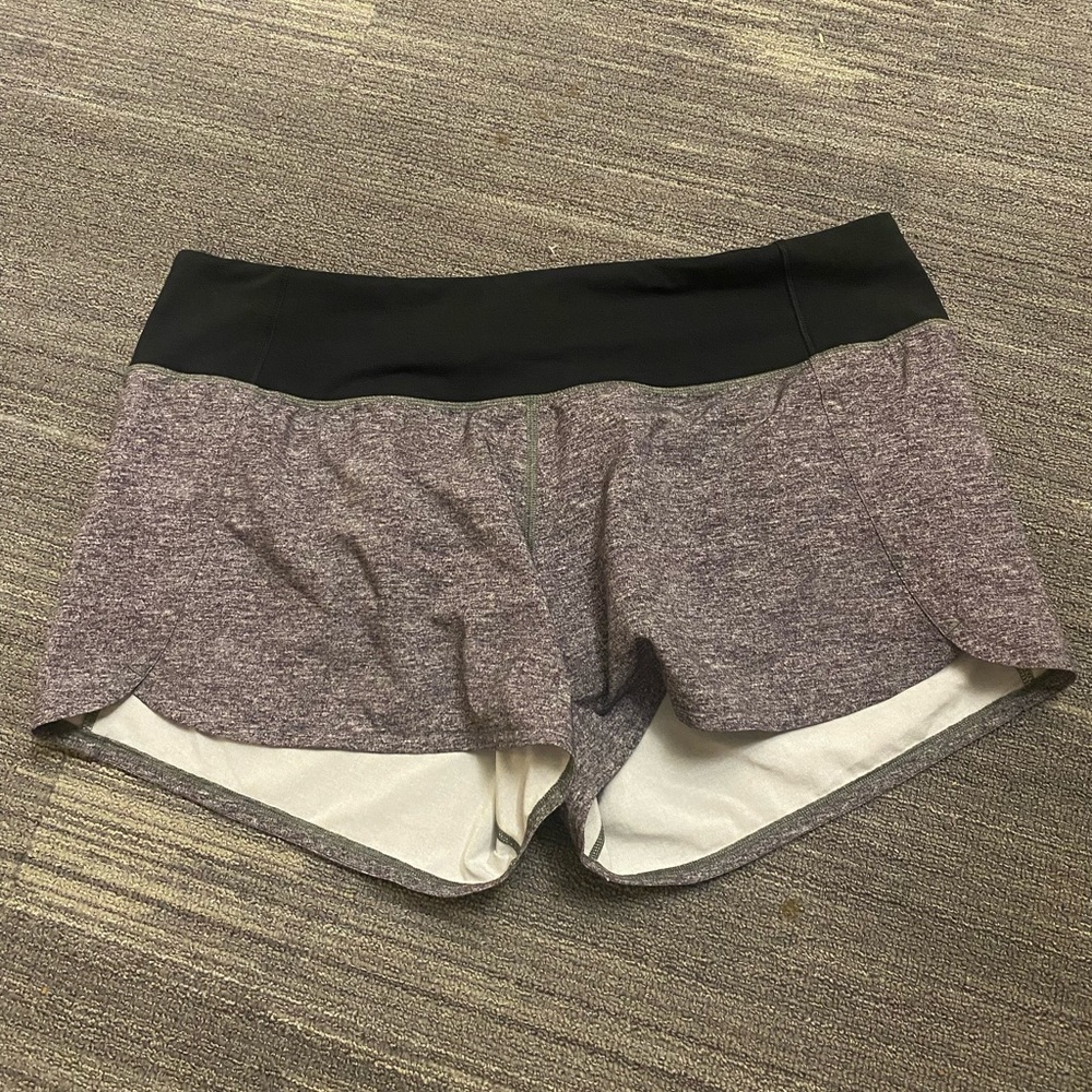 Lululemon speed up mid rise lined shorts 4” size 10